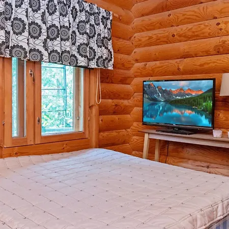 Karhupirtti By Interhome Tatil Evi Mäntyharju