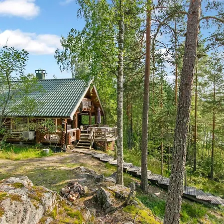 Karhupirtti By Interhome Tatil Evi Mäntyharju